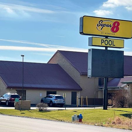 Super 8 By Wyndham Sturtevant Racine Eksteriør bilde
